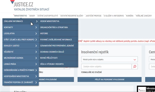 portál Justice.cz s rozklikávacími sekcemi a podsekcemi